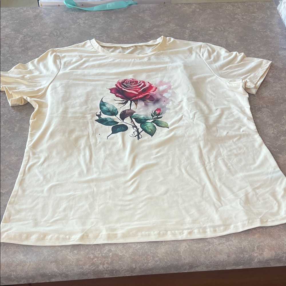 Floral Cream Women's Tee - never worn